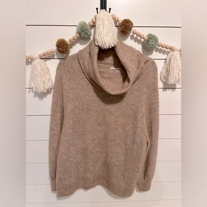Turtleneck Sweater (H&M)